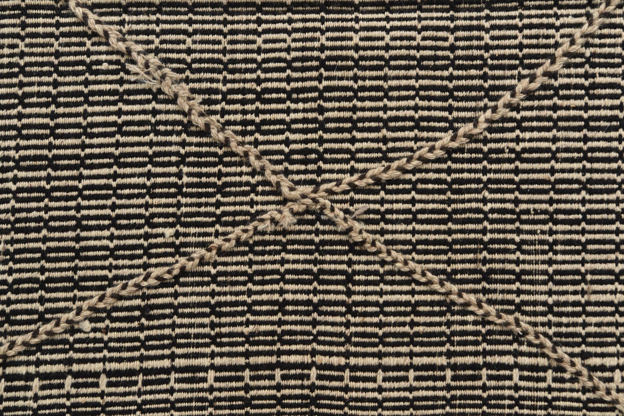 8' 9 x 11' 8 Hand Knotted Moroccan Wool Rug