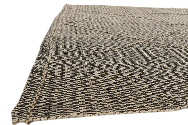 Detail image of 8' 9 x 12' 4 Hand Knotted Moroccan Wool Rug
