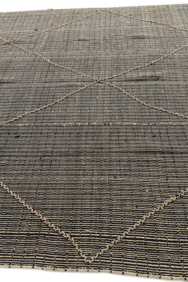 Detail image of 8' 5 x 12' 2 Hand Knotted Moroccan Wool Rug