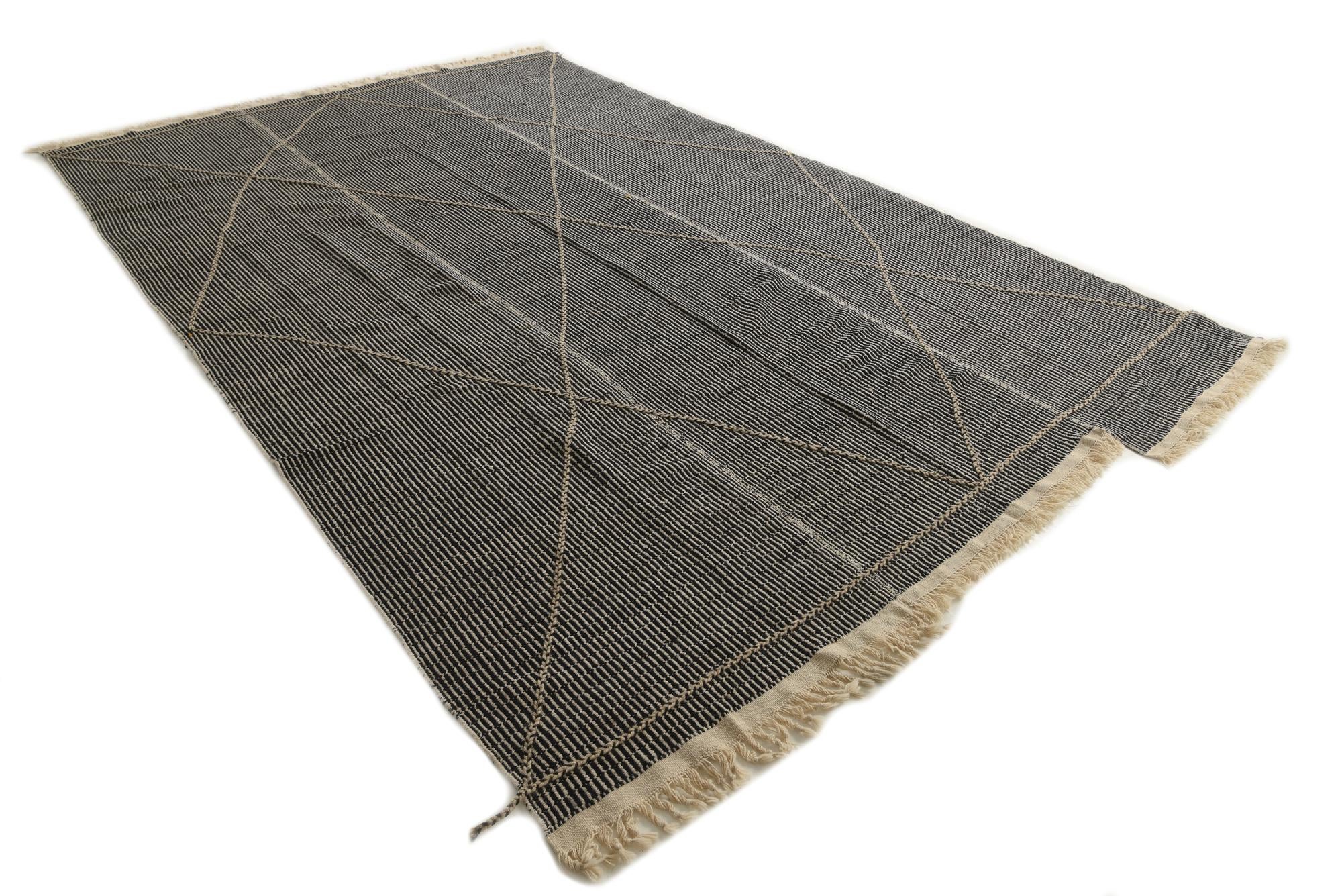 9' 5 x 14' 5 Hand Knotted Moroccan Wool Rug