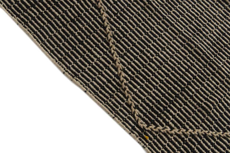 Detail image of 9' 5 x 14' 5 Hand Knotted Moroccan Wool Rug