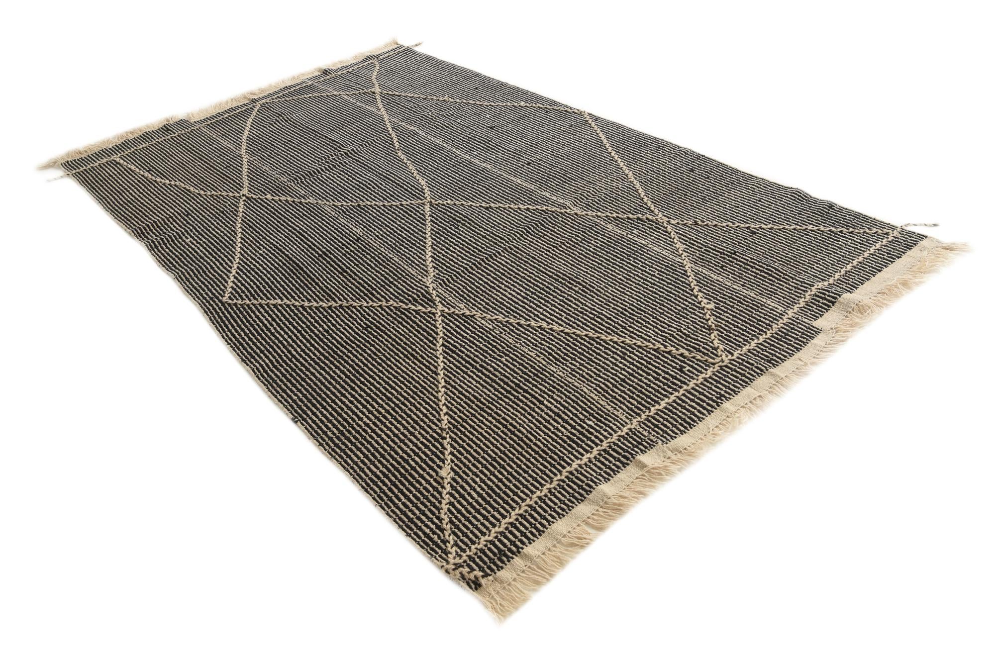 5' 10 x 9' 8 Hand Knotted Moroccan Wool Rug