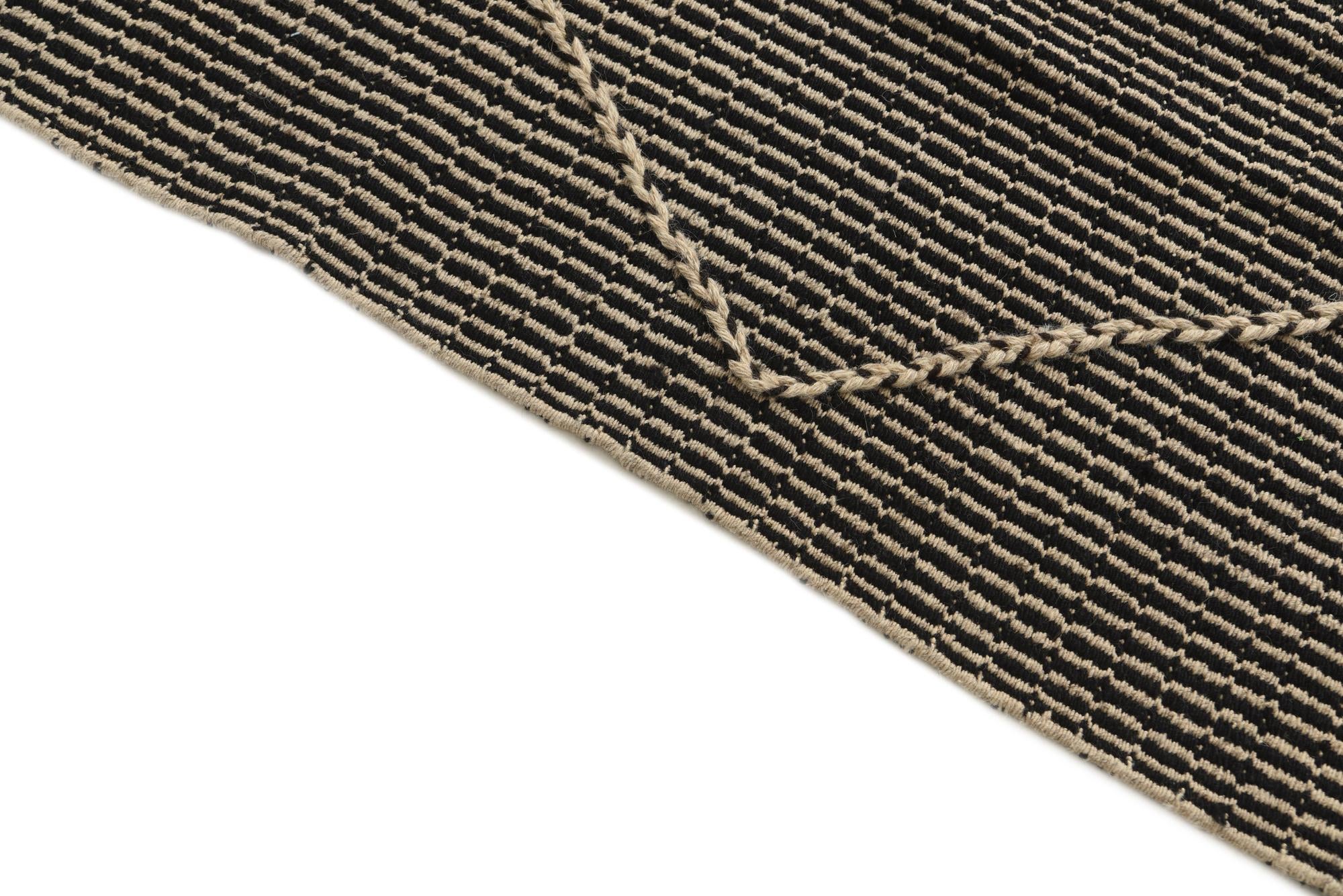 5' 10 x 9' 8 Hand Knotted Moroccan Wool Rug