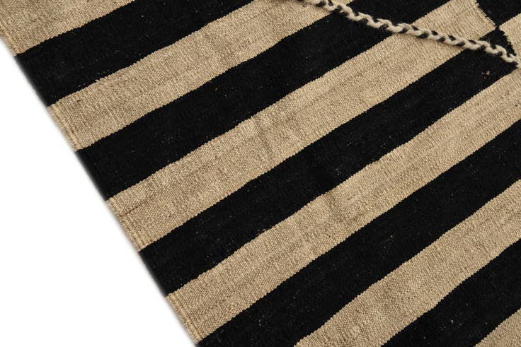 Detail image of 5' 10 x 10' 1 Hand Knotted Moroccan Wool Rug