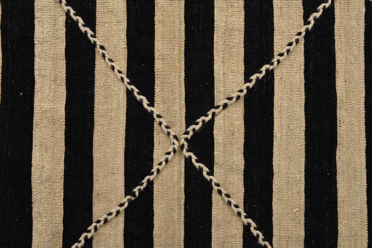Detail image of 5' 10 x 10' 1 Hand Knotted Moroccan Wool Rug