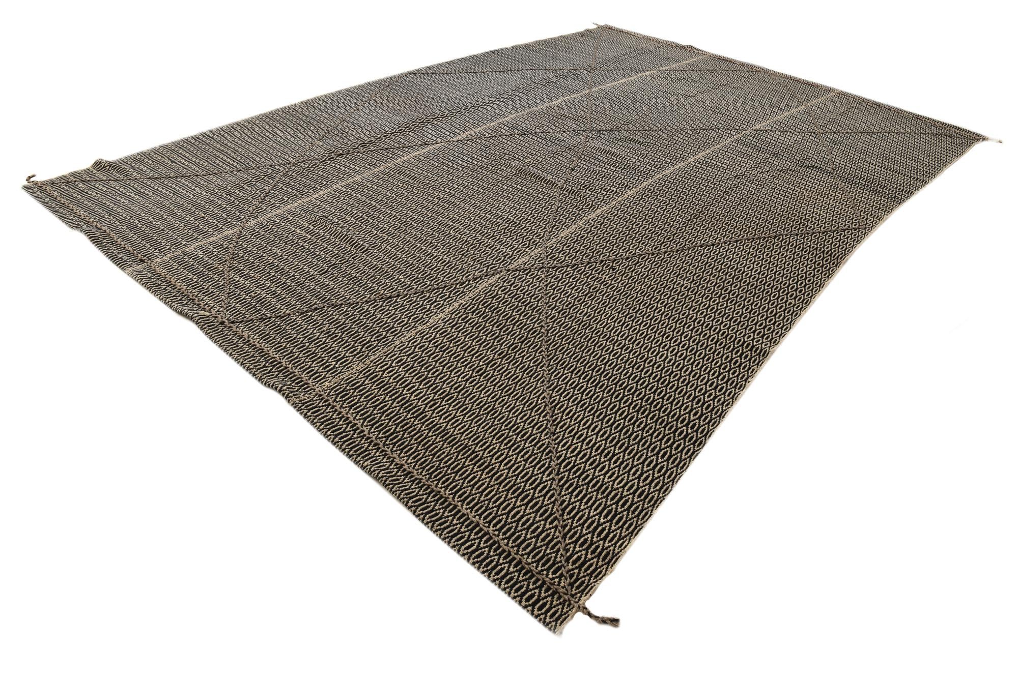 9' 7 x 14' 3 Hand Knotted Moroccan Wool Rug