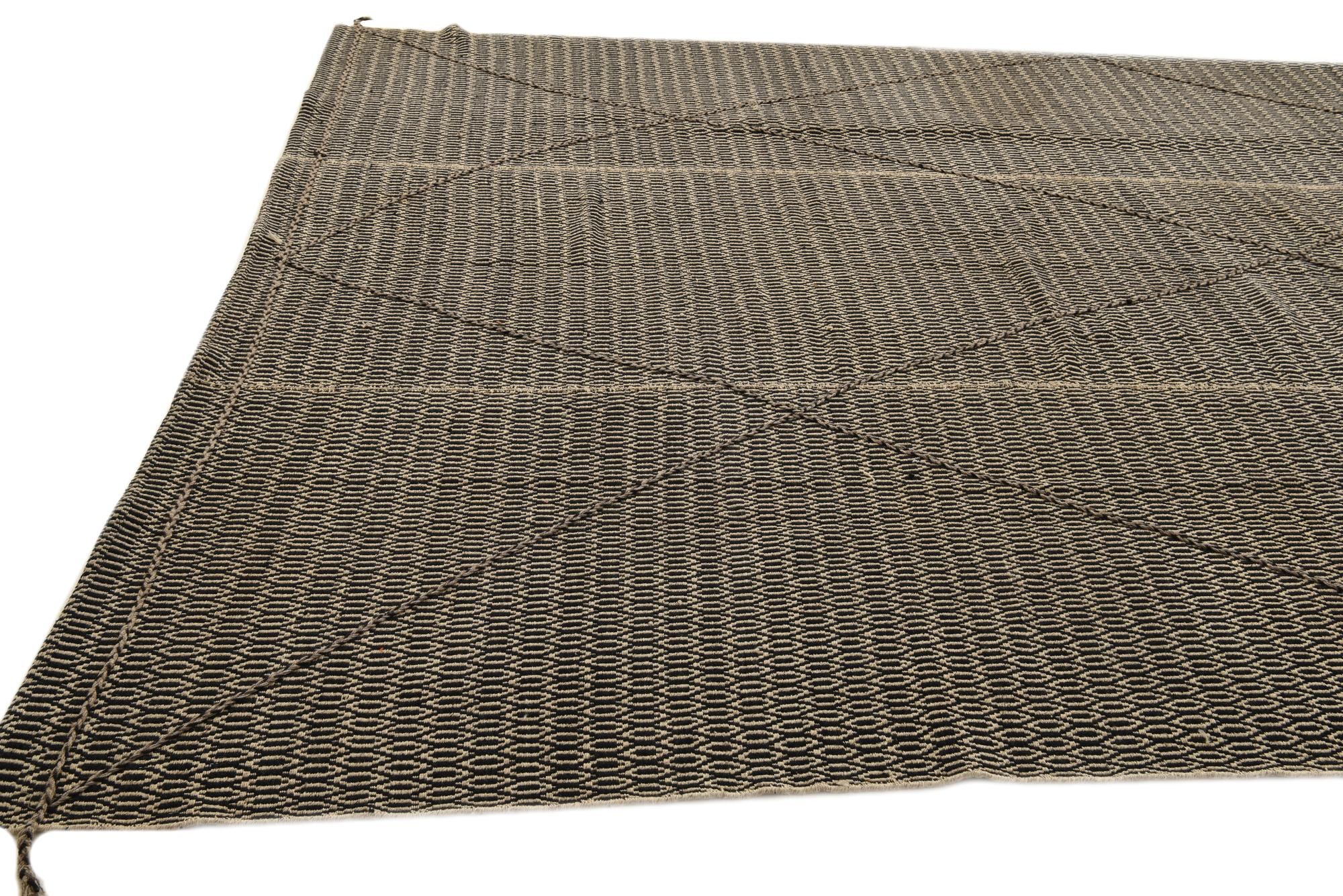 9' 7 x 14' 3 Hand Knotted Moroccan Wool Rug