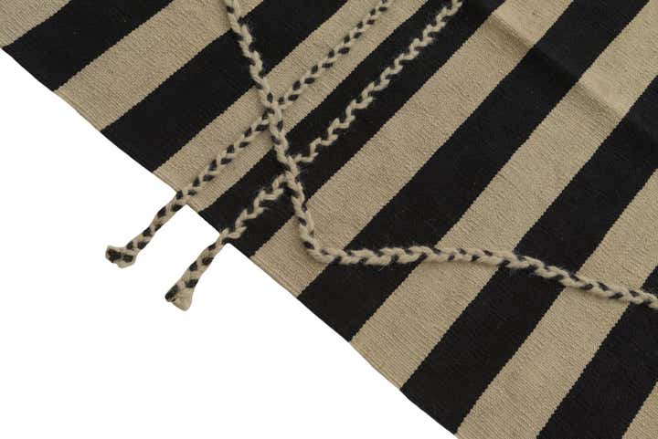 6' 8 x 9' 8 Hand Knotted Moroccan Wool Rug