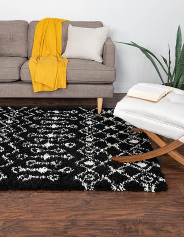 Black and White Moroccan Trellis Shag Rug