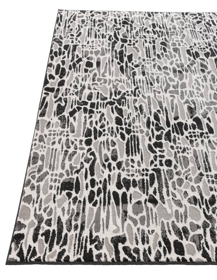 Detail image of 5' x 7' 4 Oasis Rug