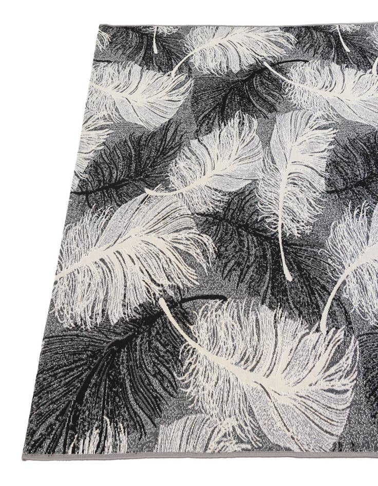 Detail image of 5' 2 x 7' 8 Easy-Clean Botanical Indoor / Outdoor Rug