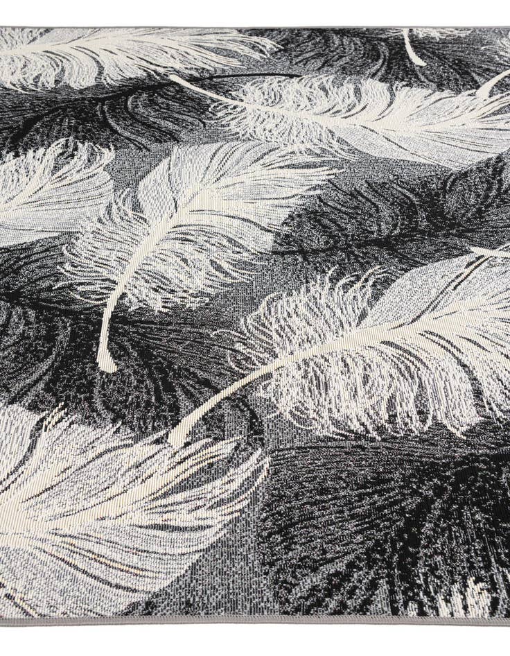 Detail image of 5' 2 x 7' 8 Easy-Clean Botanical Indoor / Outdoor Rug