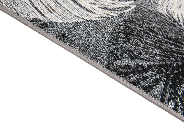 5' 2 x 7' 8 Easy-Clean Botanical Indoor / Outdoor Rug