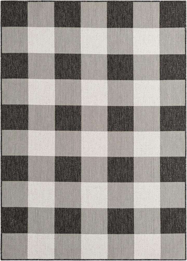 5' 3 x 7' Easy-Clean Checkered Indoor / Outdoor Rug