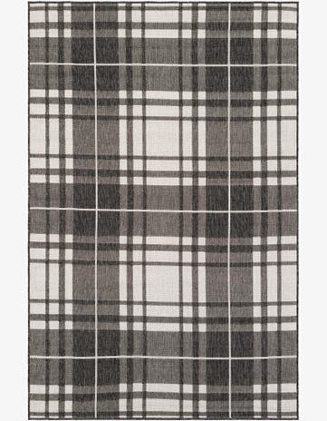 5' 3 x 8' Easy-Clean Checkered Indoor / Outdoor Rug