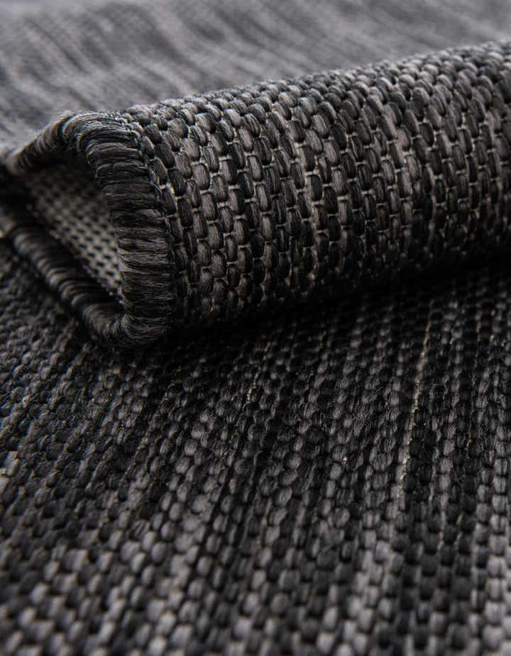 5' 3 x 8' Easy-Clean Modern Indoor / Outdoor Rug
