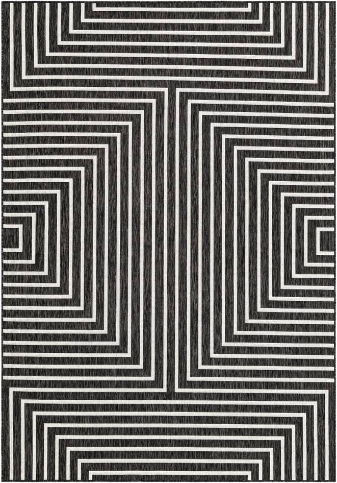 Detail image of 7' x 10' Easy-Clean Modern Indoor / Outdoor Rug