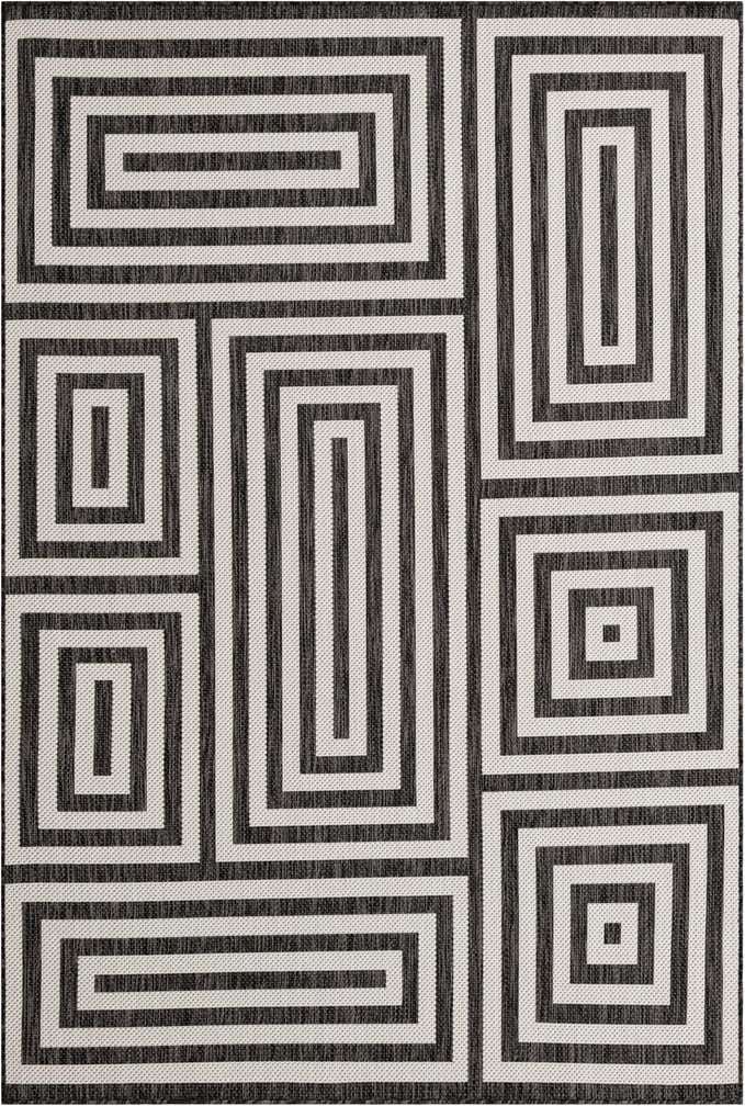 6' x 9' Easy-Clean Modern Indoor / Outdoor Rug
