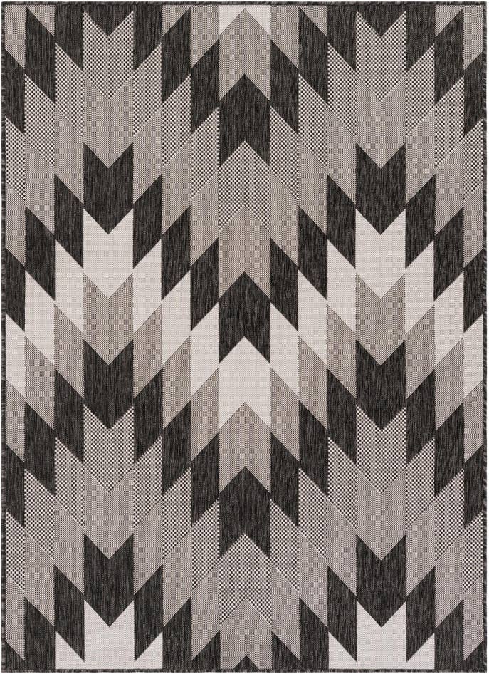 Detail image of 5' 3 x 7' Easy-Clean Modern Indoor / Outdoor Rug