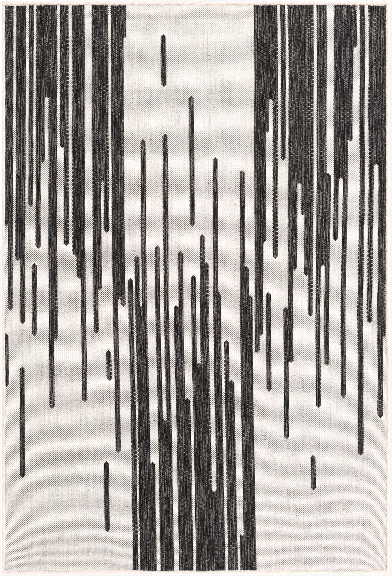 4' x 6'  Washable Modern Indoor / Outdoor Rug