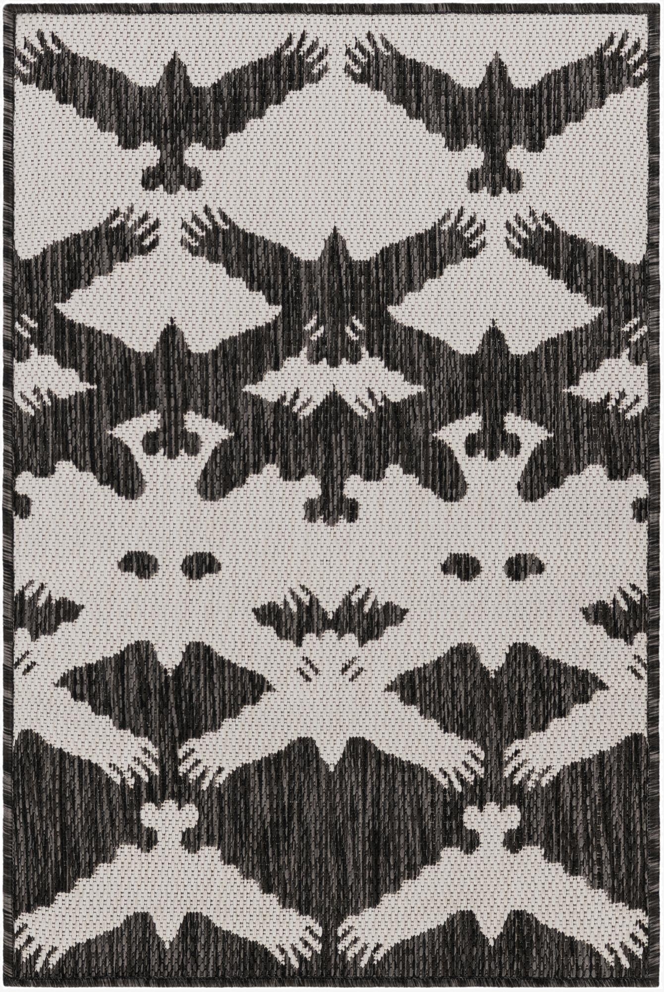 2' x 3'  Washable Modern Indoor / Outdoor Rug