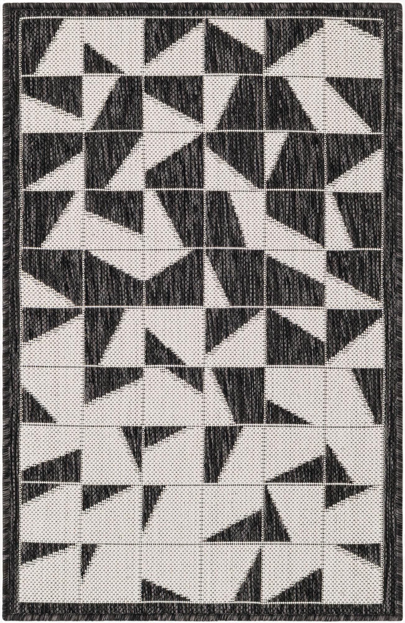 2' x 3'  Washable Modern Indoor / Outdoor Rug