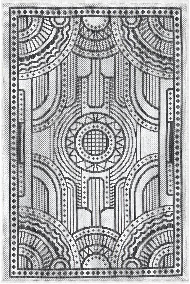 Detail image of 2' x 3' 1 Easy-Clean Traditional Indoor / Outdoor Rug
