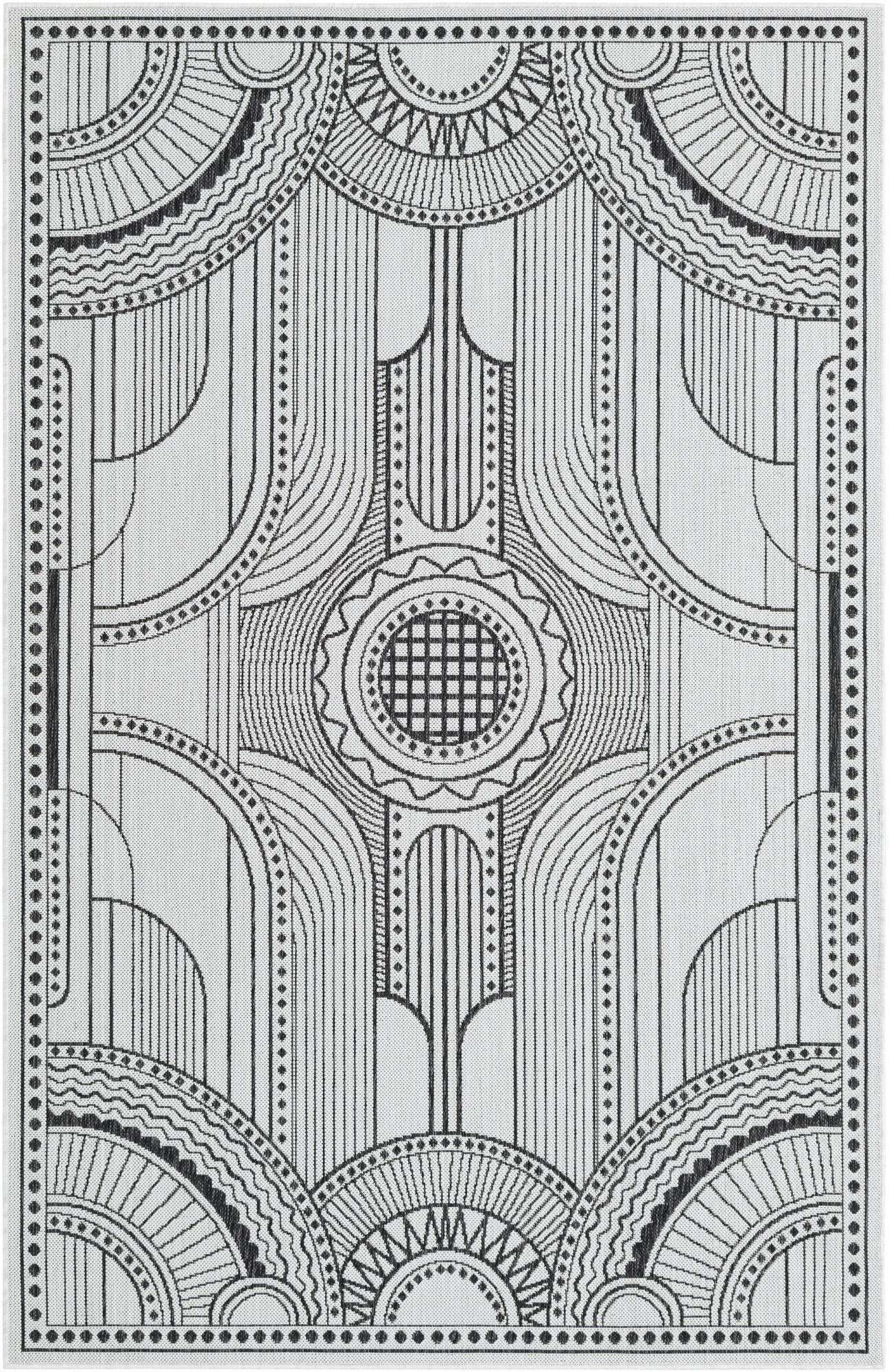 5' 3 x 8' Easy-Clean Traditional Indoor / Outdoor Rug