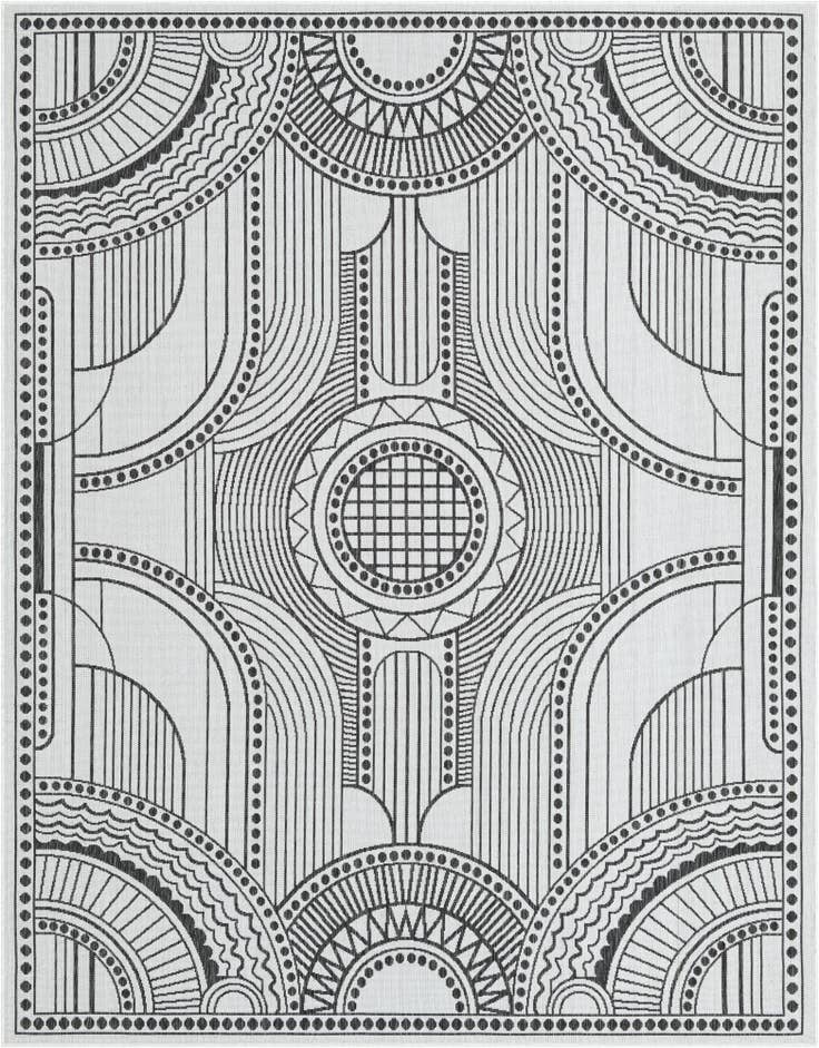 Detail image of 7' 10 x 10' Easy-Clean Traditional Indoor / Outdoor Rug