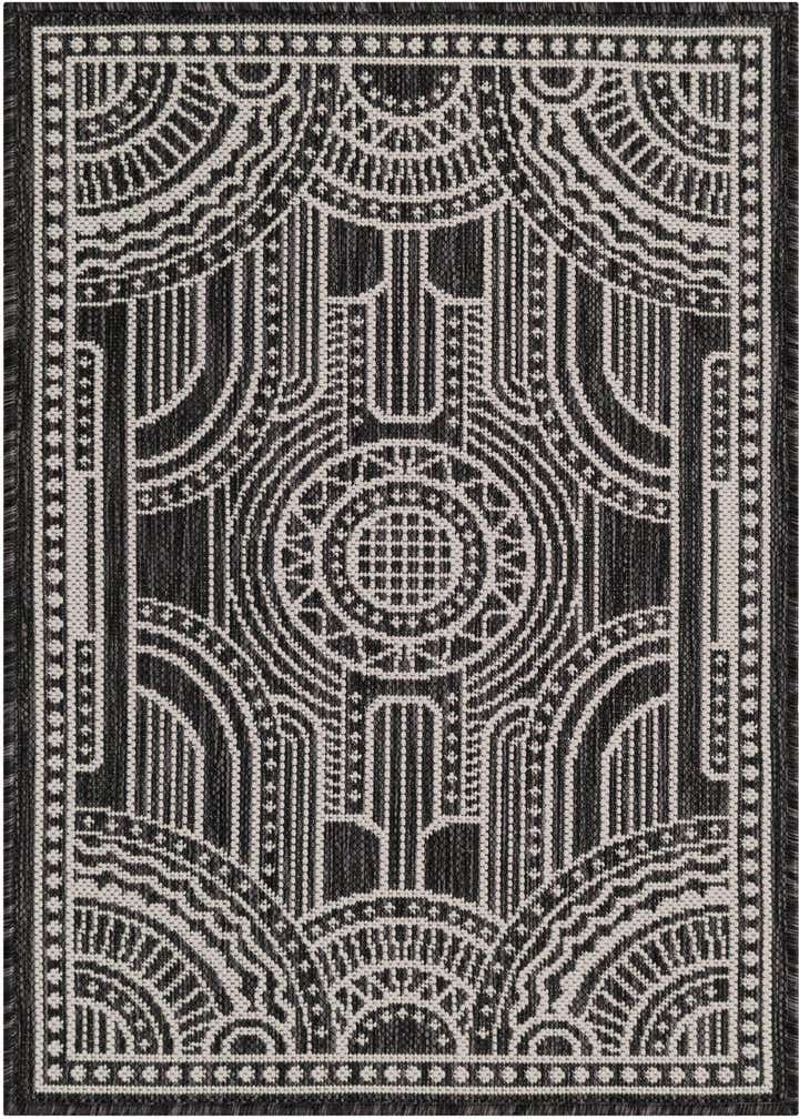 2' x 3' Easy-Clean Traditional Indoor / Outdoor Rug