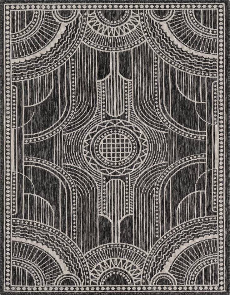 Detail image of 4' 1 x 6' 1 Easy-Clean Traditional Indoor / Outdoor Rug