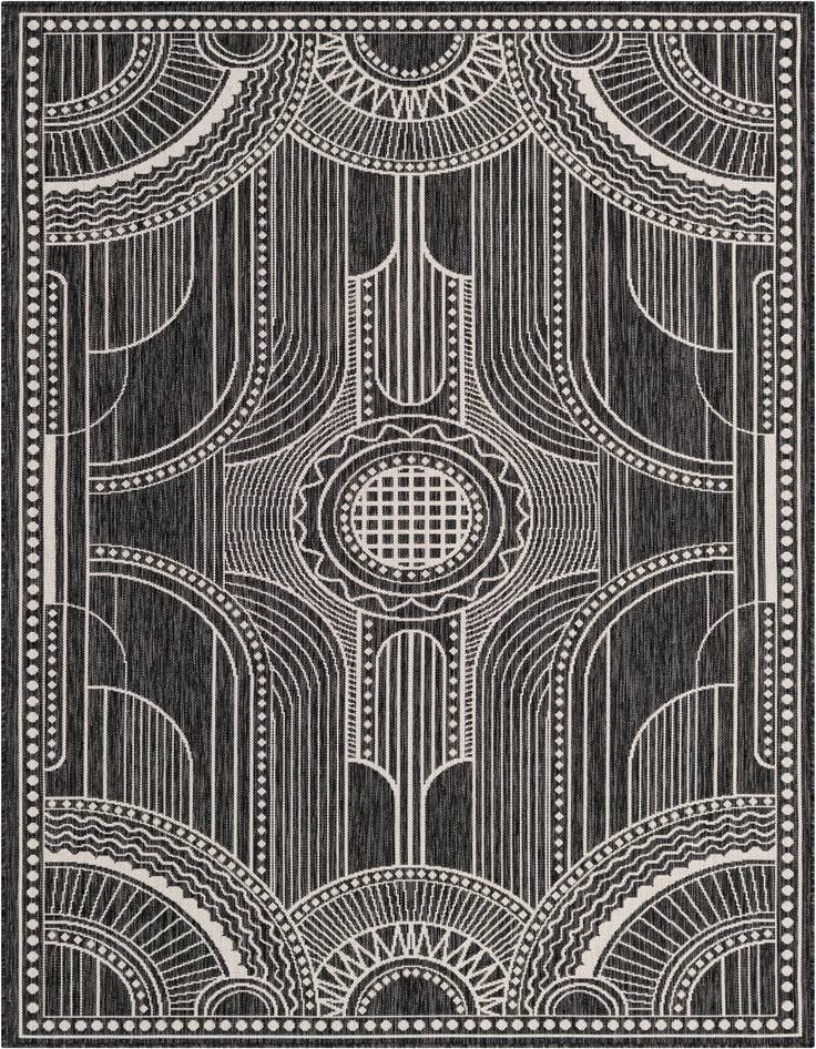 Detail image of 5' 3 x 8' Easy-Clean Traditional Indoor / Outdoor Rug