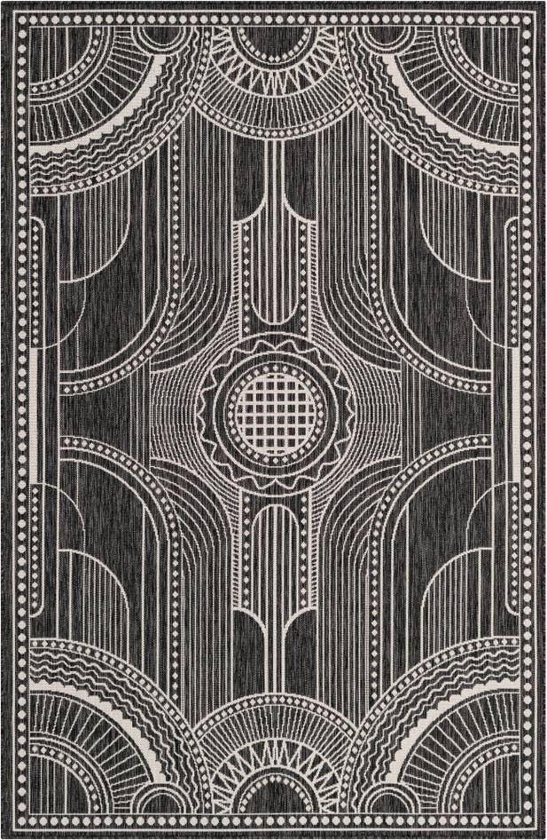Detail image of 5' 3 x 8' Easy-Clean Traditional Indoor / Outdoor Rug