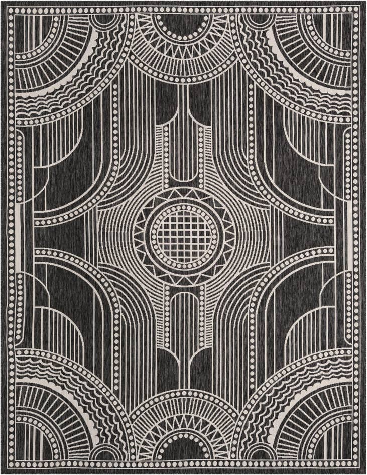 Detail image of 9' x 12' Easy-Clean Traditional Indoor / Outdoor Rug