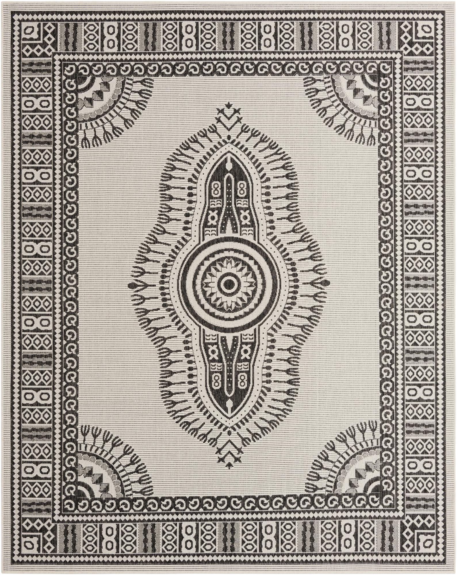 7' 10 x 10' Easy-Clean Traditional Indoor / Outdoor Rug