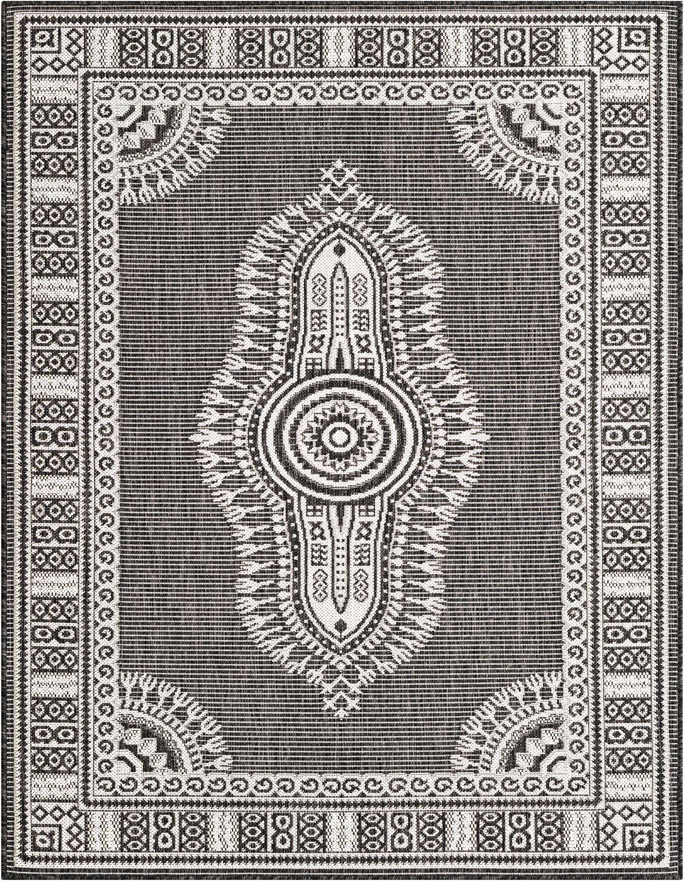 4' x 6' Easy-Clean Traditional Indoor / Outdoor Rug