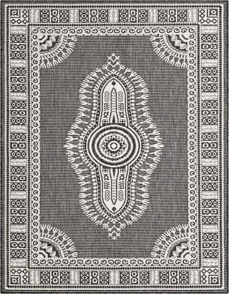 Detail image of 4' x 6' Easy-Clean Traditional Indoor / Outdoor Rug