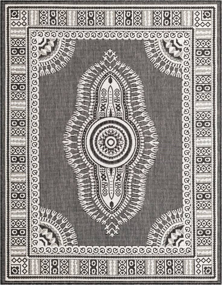 Detail image of 5' 3 x 7' Easy-Clean Traditional Indoor / Outdoor Rug