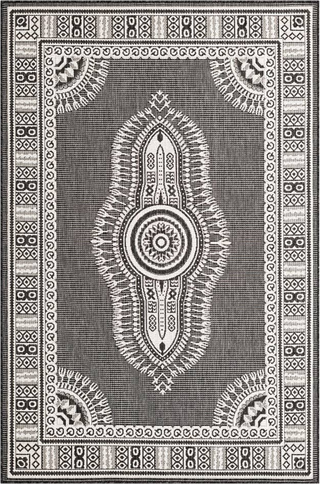Detail image of 5' 3 x 8' Easy-Clean Traditional Indoor / Outdoor Rug