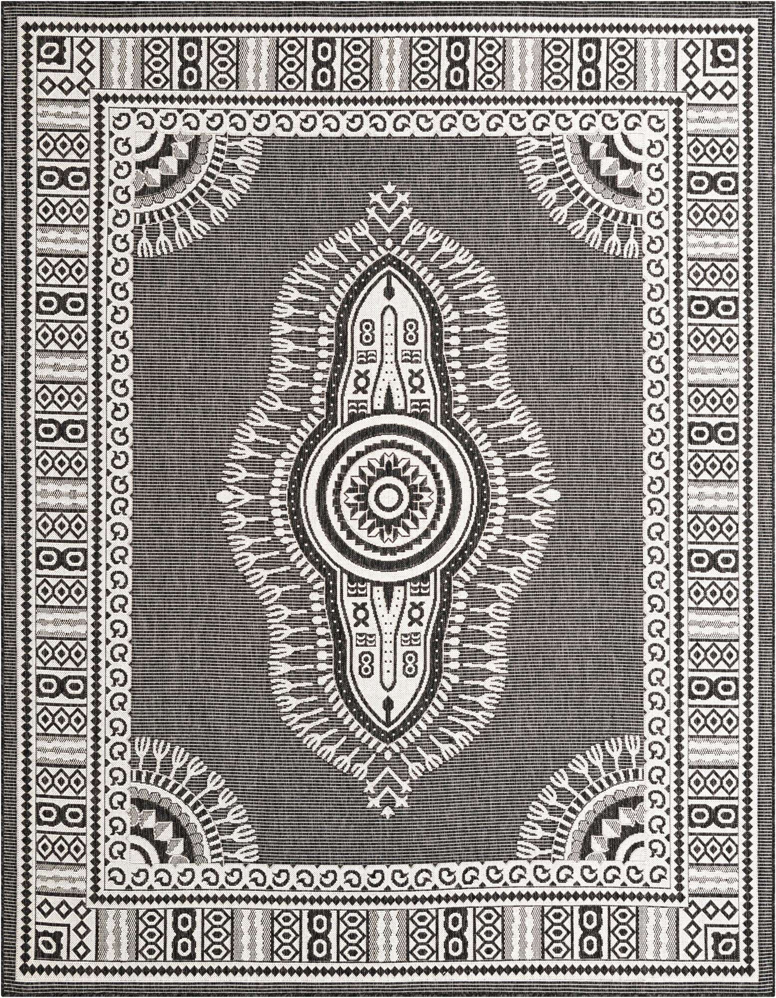 7' 10 x 10' Easy-Clean Traditional Indoor / Outdoor Rug