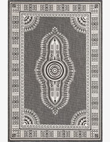 6' x 9' Easy-Clean Traditional Indoor / Outdoor Rug