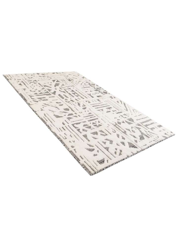 5' x 8' Hand Woven Prismatic Rug