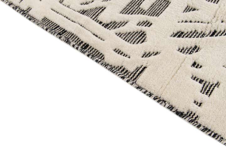 5' x 8' Hand Woven Prismatic Rug