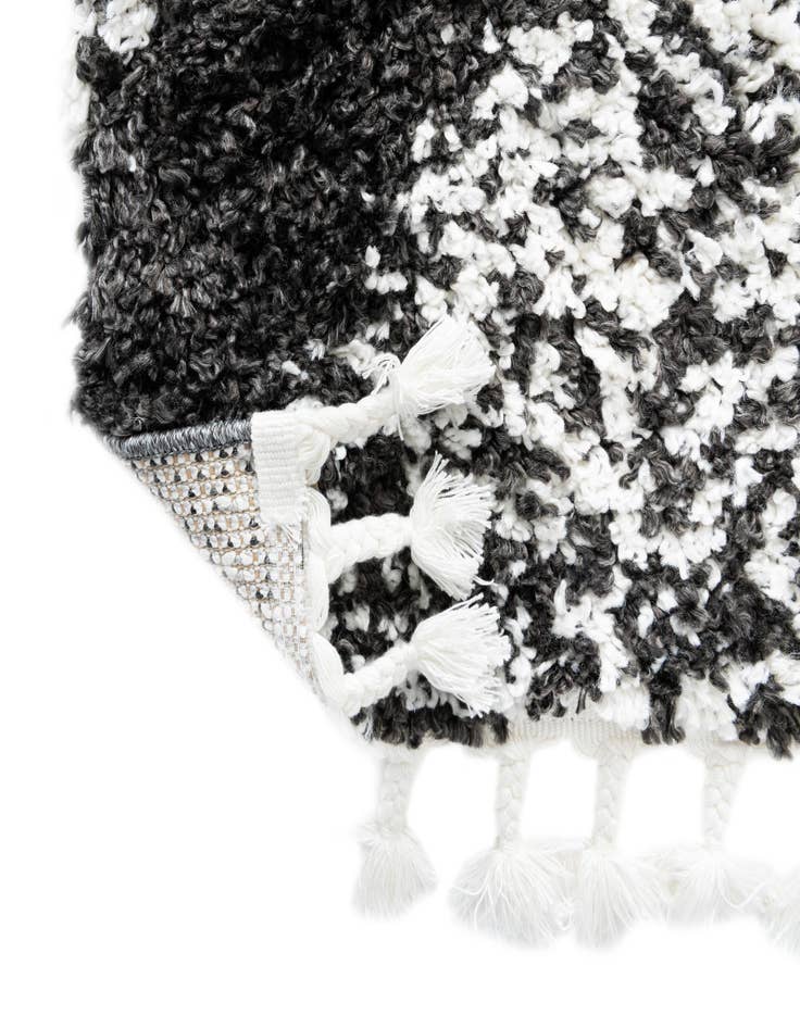 Detail image of 7' 10 x 10' Serenity Shag Rug