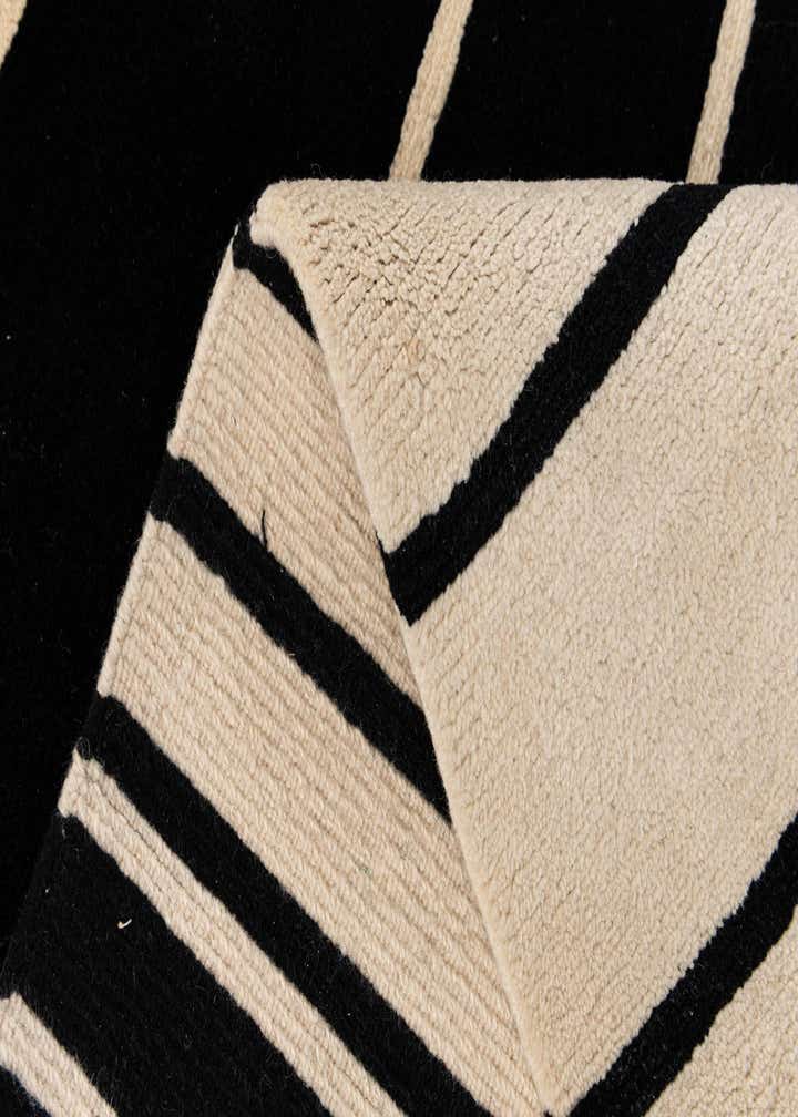 5' 8 x 7' 10 Hand Knotted Tibet Wool Rug