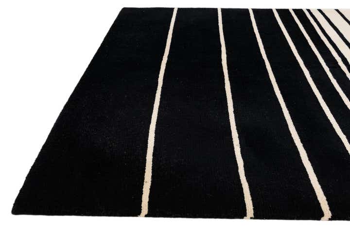 5' 8 x 7' 10 Hand Knotted Tibet Wool Rug