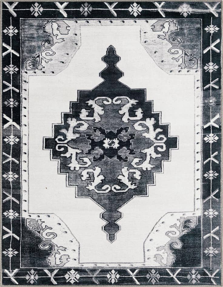 Detail image of 3' 6 x 5' 6 Washable Timeless Rug