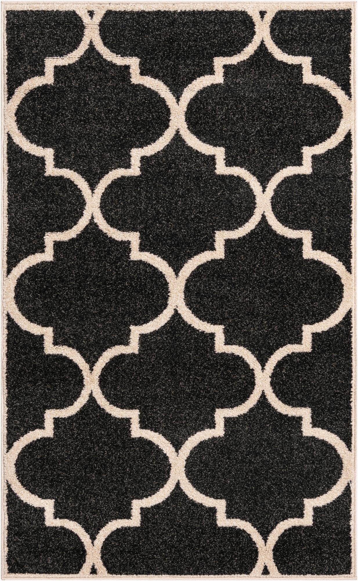 3' 3 x 5' 3 Trellis Rug