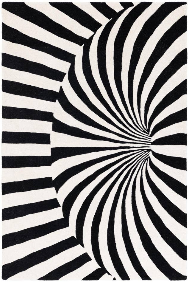 Detail image of 4' x 5' 10 Vortex Wool Rug