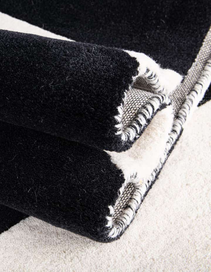 4' 1 x 6' 1 Vortex Wool Rug